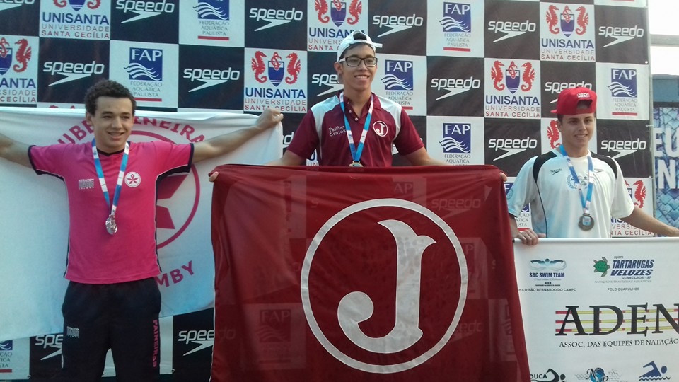 Atleta grená sagra-se campeão Paulista Júnior nos 400 Medley