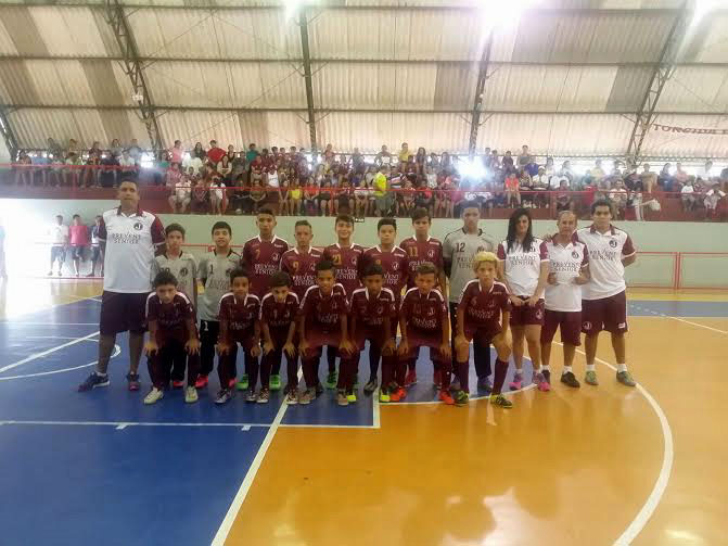 Equipes de Futsal estreiam no Metropolitano
